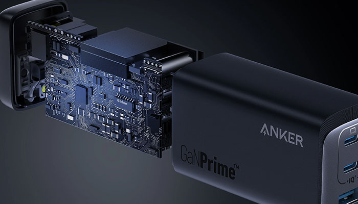 Anker 737 — сетевое зарядное устройство.